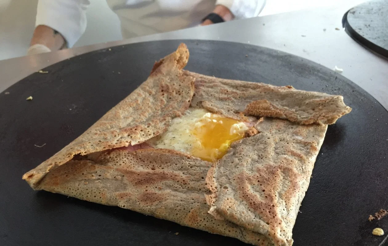 GUSTO-pastry-by-camille-buckwheat-crepe-with-gruyere-ham-cheese-mustard-1260x800.jpg