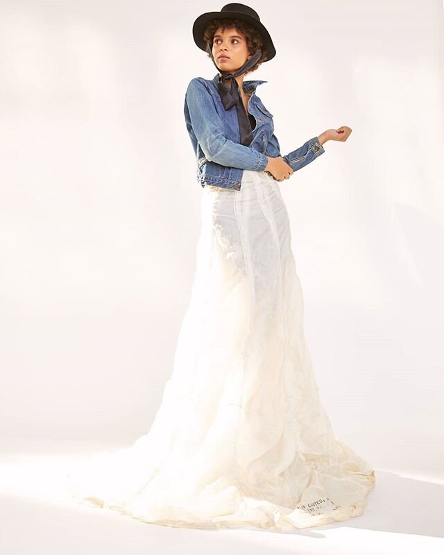 Angel. Dawn to Dusk. photo @azackofthegross , stylist @kirbyjoanna  model @avasophiabrown beauty by me