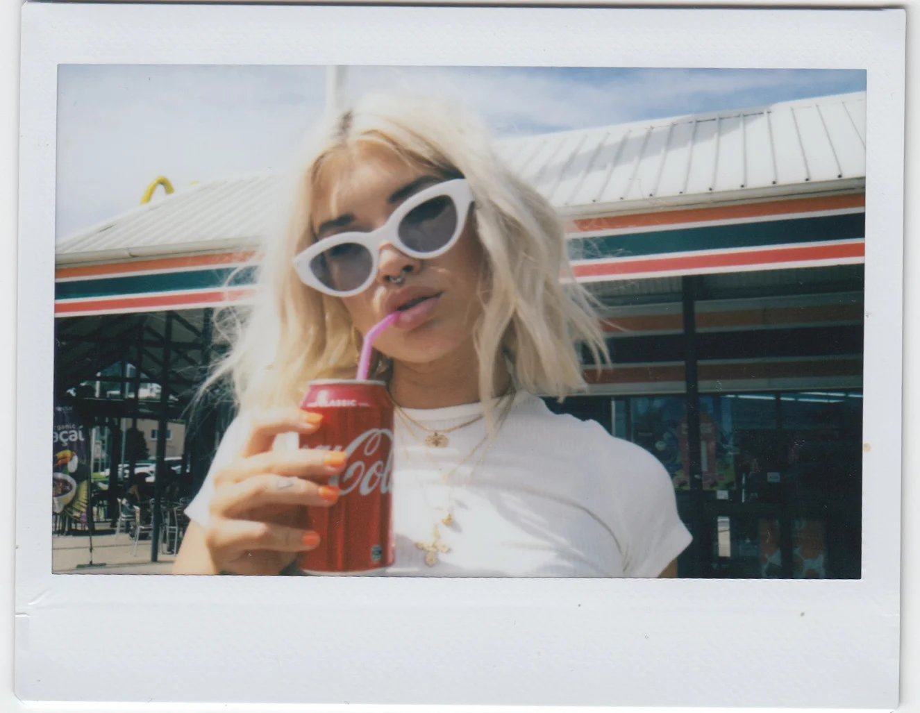 Elle-Diver-Sunglasses-WhiteBlue.jpg