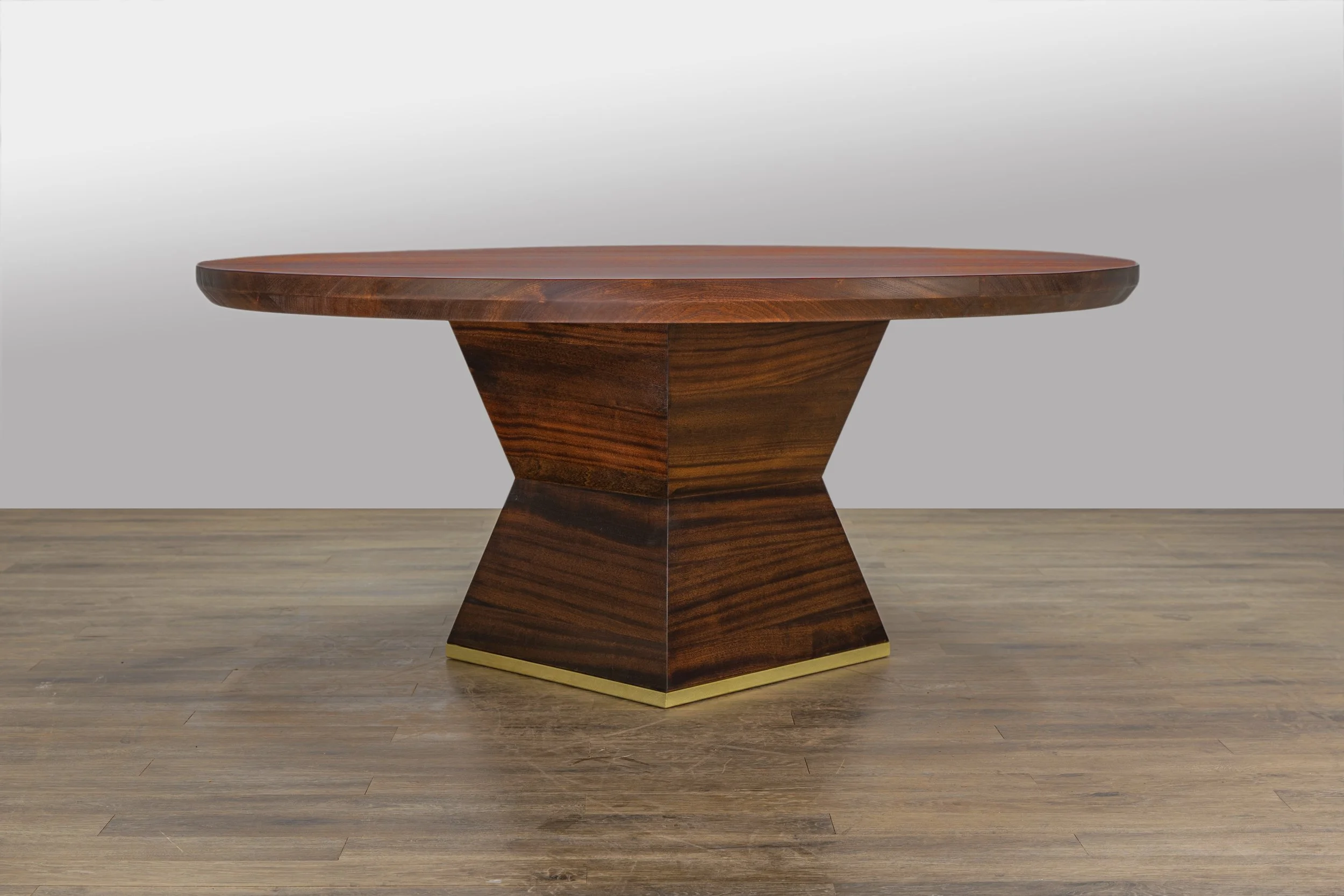 Mahogany Ingrid Table with brass accent