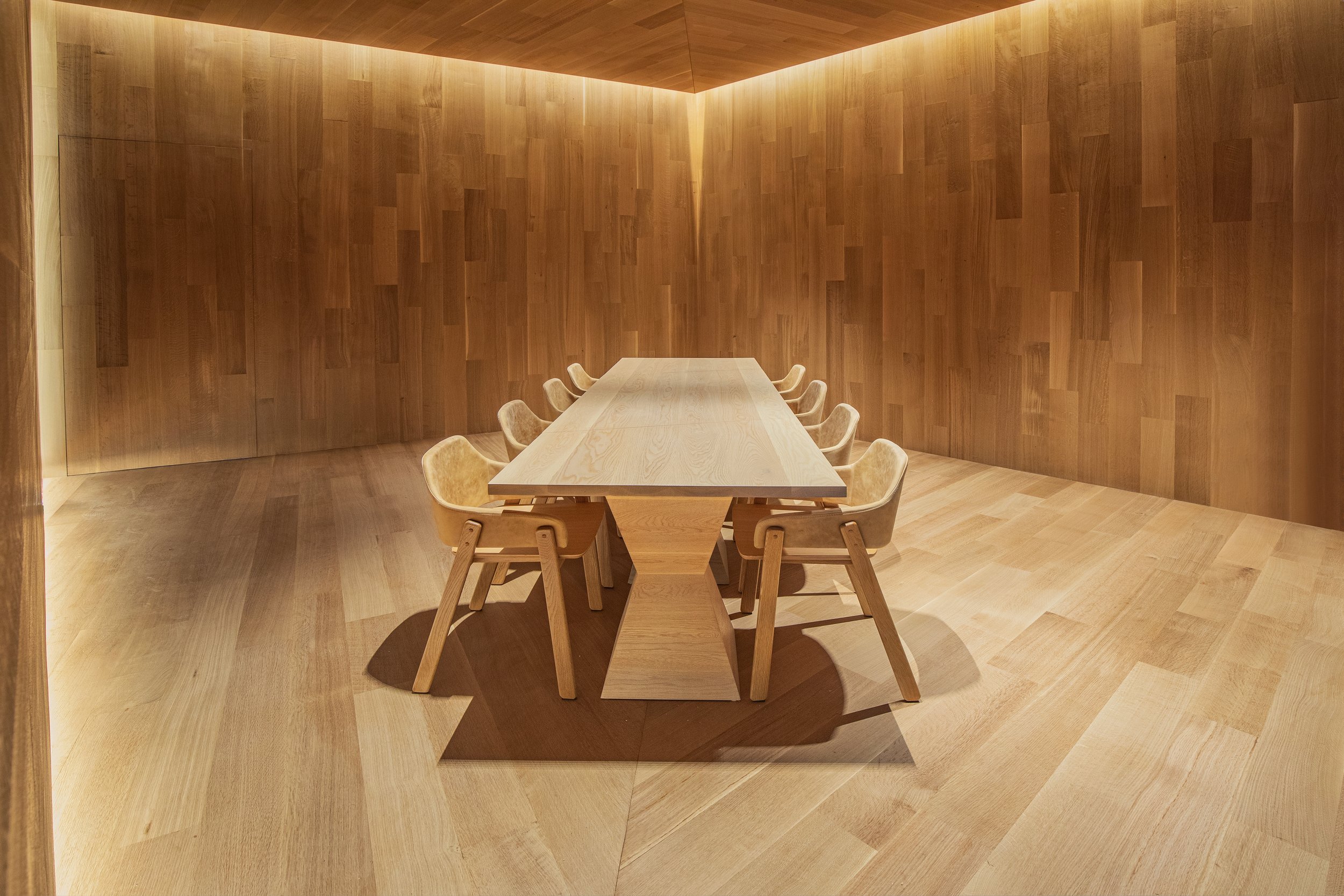 White Oak Table at Nonsuch restaurant