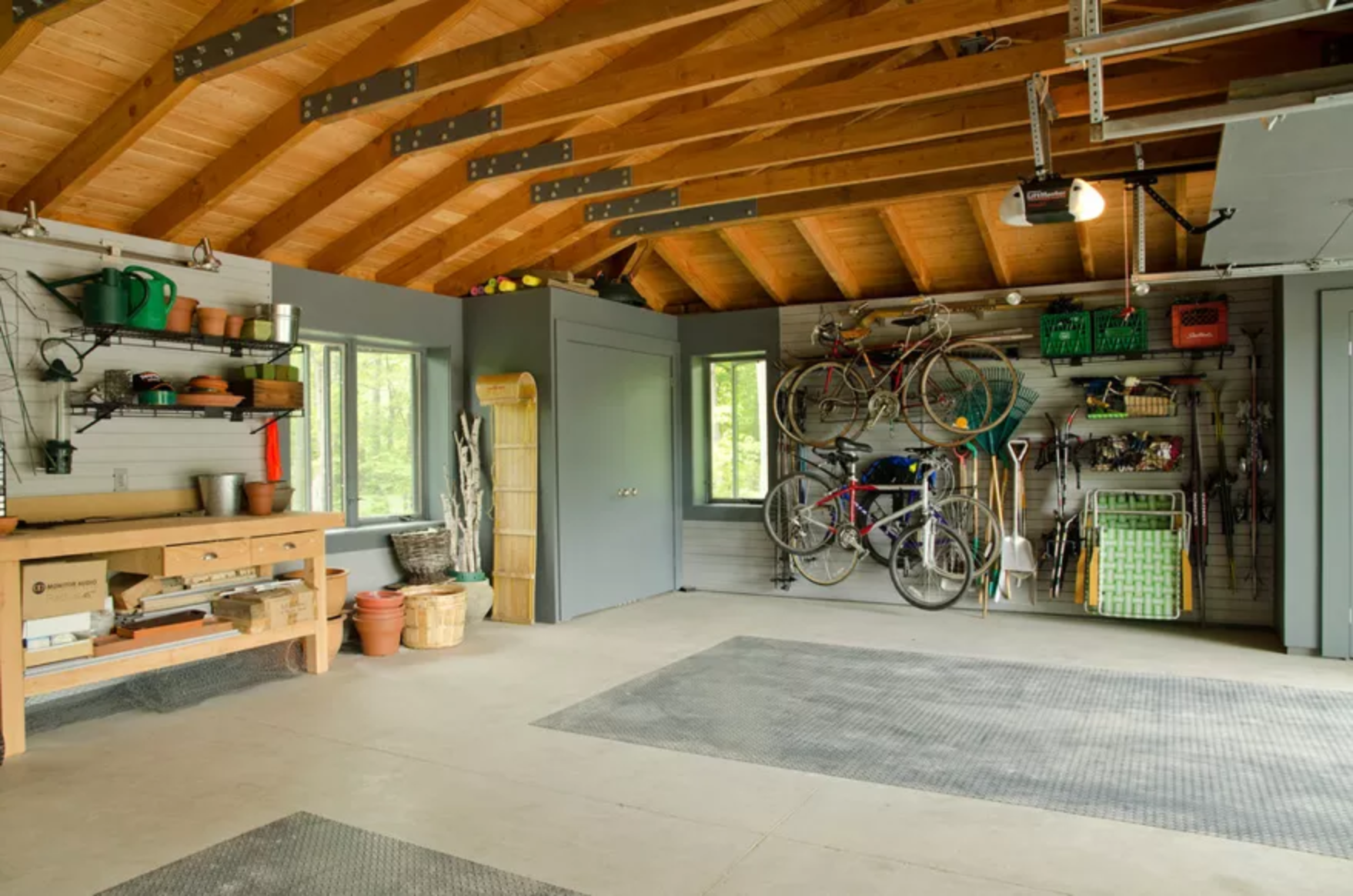 jan garage.png