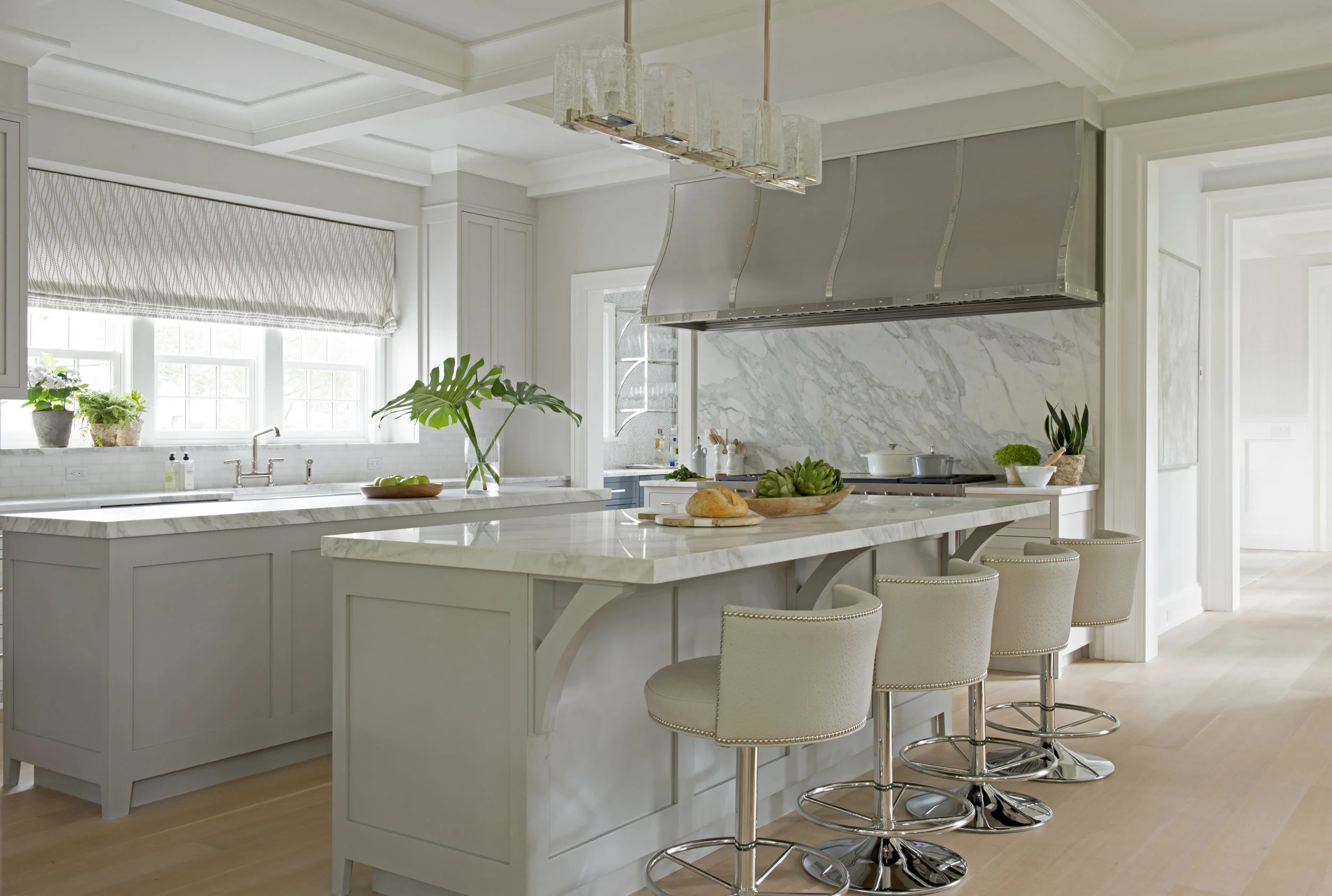 Kitchen with center island