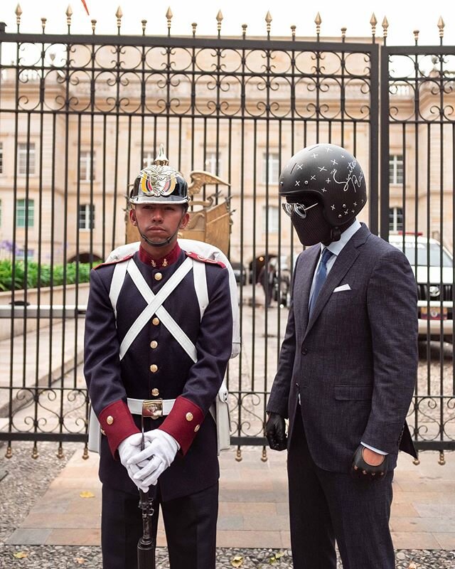 BOGOTA! Meeting you Tonight at 5:30pm at @bandidomotowear! Very limited space, get there early!!
.
Much like the guard in Buckingham palace, the 37th Infantry Presidential Guard Battalion (Spanish: Batall&oacute;n de Infanter&iacute;a Guardia Preside