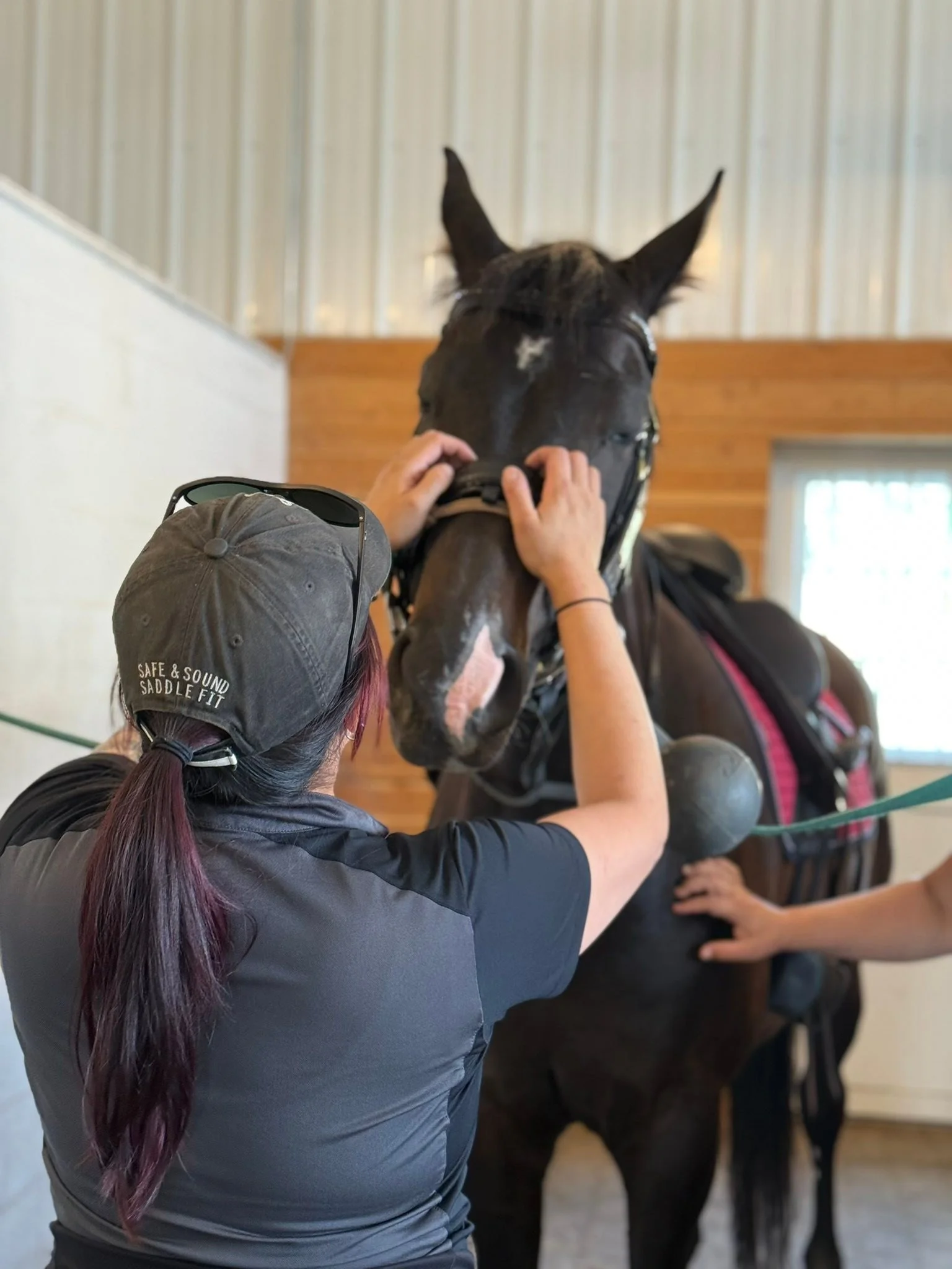 Always a great time when Safe and Sound Saddle Fit - Midwest Saddle, Bridle, &amp; Bit Fitting Services comes into town ❤️ I&rsquo;m honored to be sponsored by both Lindsey and Ann Shelton Jacobson&rsquo;s Nexus Saddlery. All horses were fantastic an