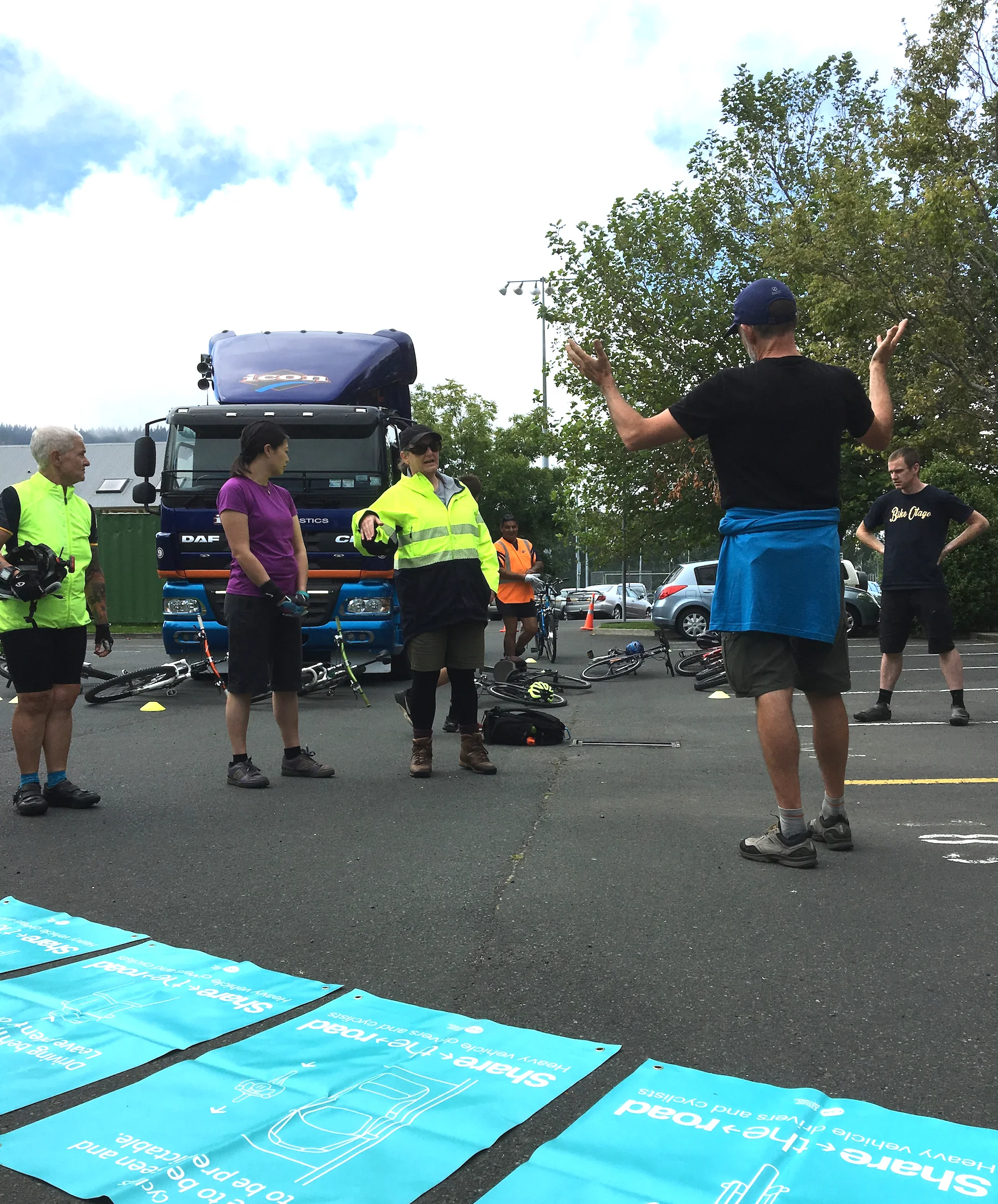Dunedin-BriefCyclists.jpg
