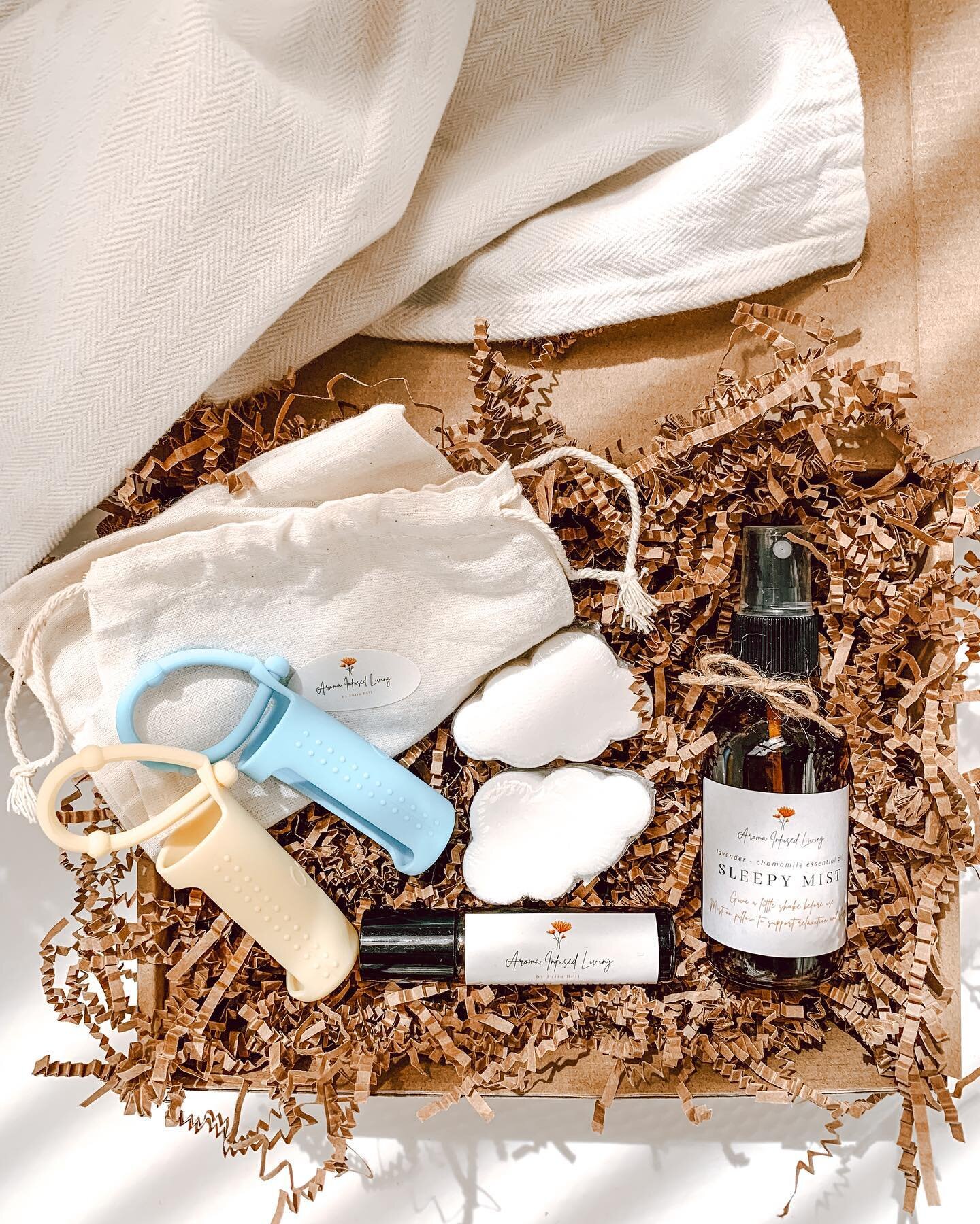 Natural Sleep Support 💤 

Or simply: naturally calm.

Did you know I offer an aromatherapy kids bundle that comes with the following: 

🌿 Sleepy | Calm Mist 
🌿 Calming Aromatherapy Roll-On
🌿 Your Choice of Roller Case
🌿 Calming &ldquo;Bath Cloud