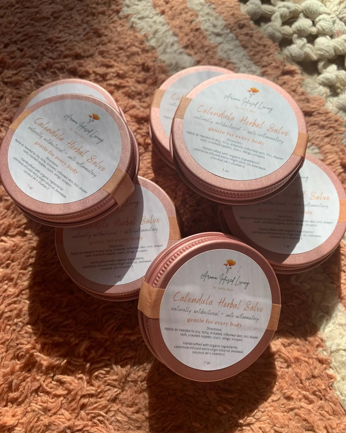 🌿 1 oz organic calendula salve, handmade, small batch. 

A natural alternative for all things &ldquo;skin&ldquo;, this organic calendula salve is as versatile as it is powerful.

Known for its anti-inflammatory and antibacterial properties, calendul