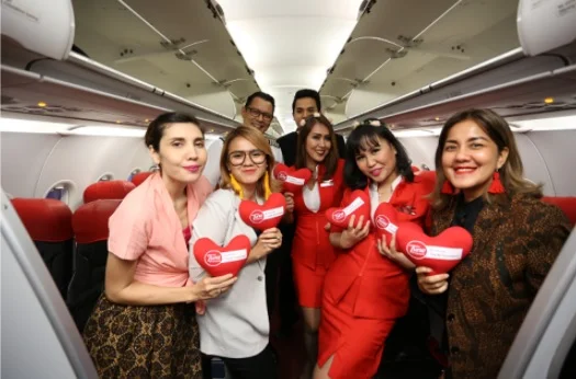 Sambut Hari Valentine, AirAsia Indonesia Dan Tune Protect Kembali Beri Kejutan Untuk Penumpang
