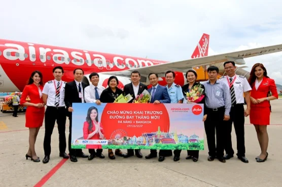 แอร์เอเชียบินตรงปฐมฤกษ์ ดานัง สู่กรุงเทพฯ แล้ว