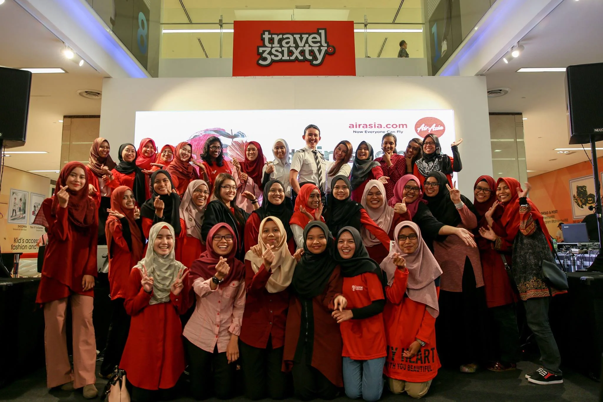 Kempen #GirlsCanDoAnything AirAsia Memperkasa Wanita