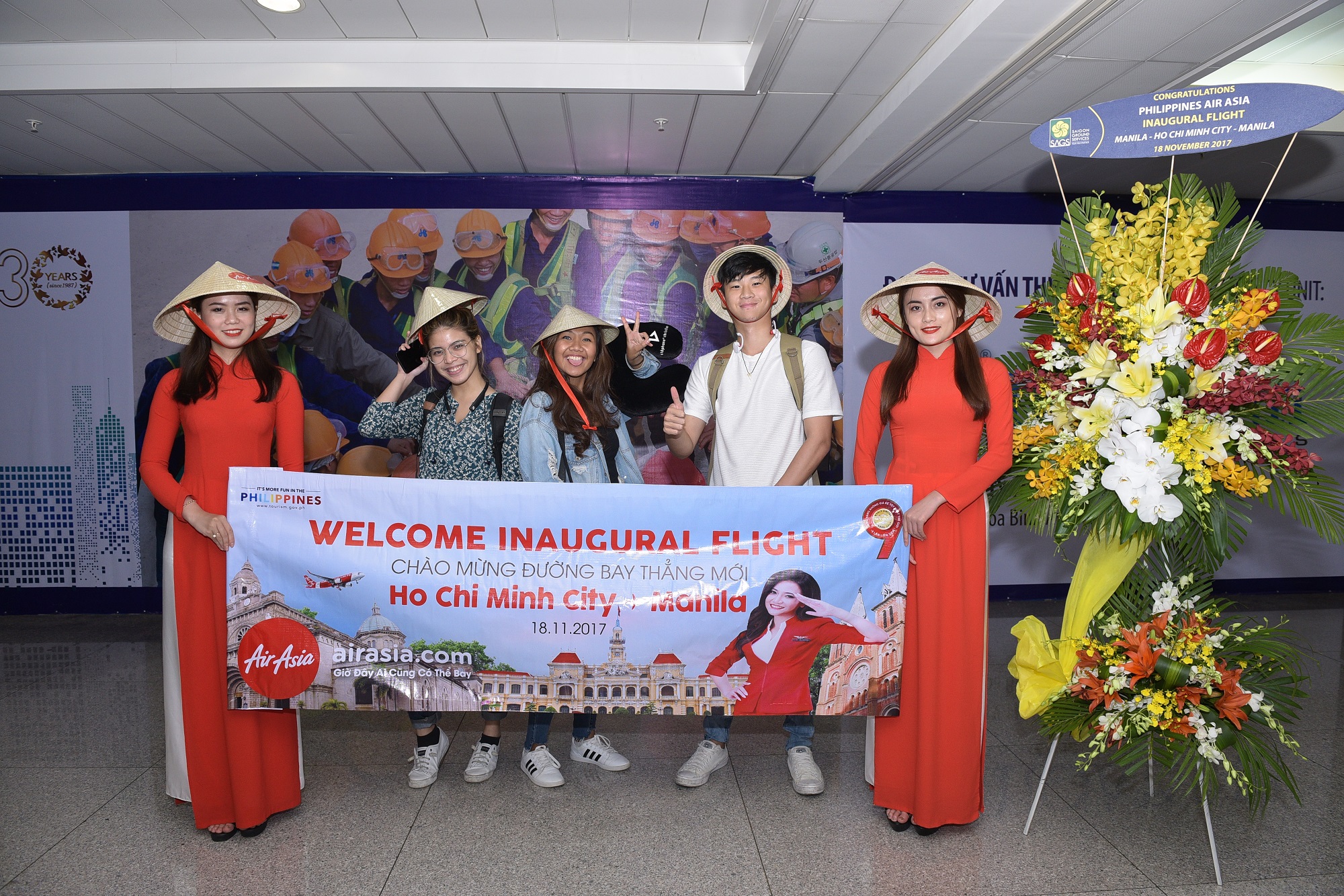 AirAsia mở chuyến bay thẳng đầu tiên từ TP.HCM đến Manila  #AirAsiaVietnam #BayvoiAirAsia