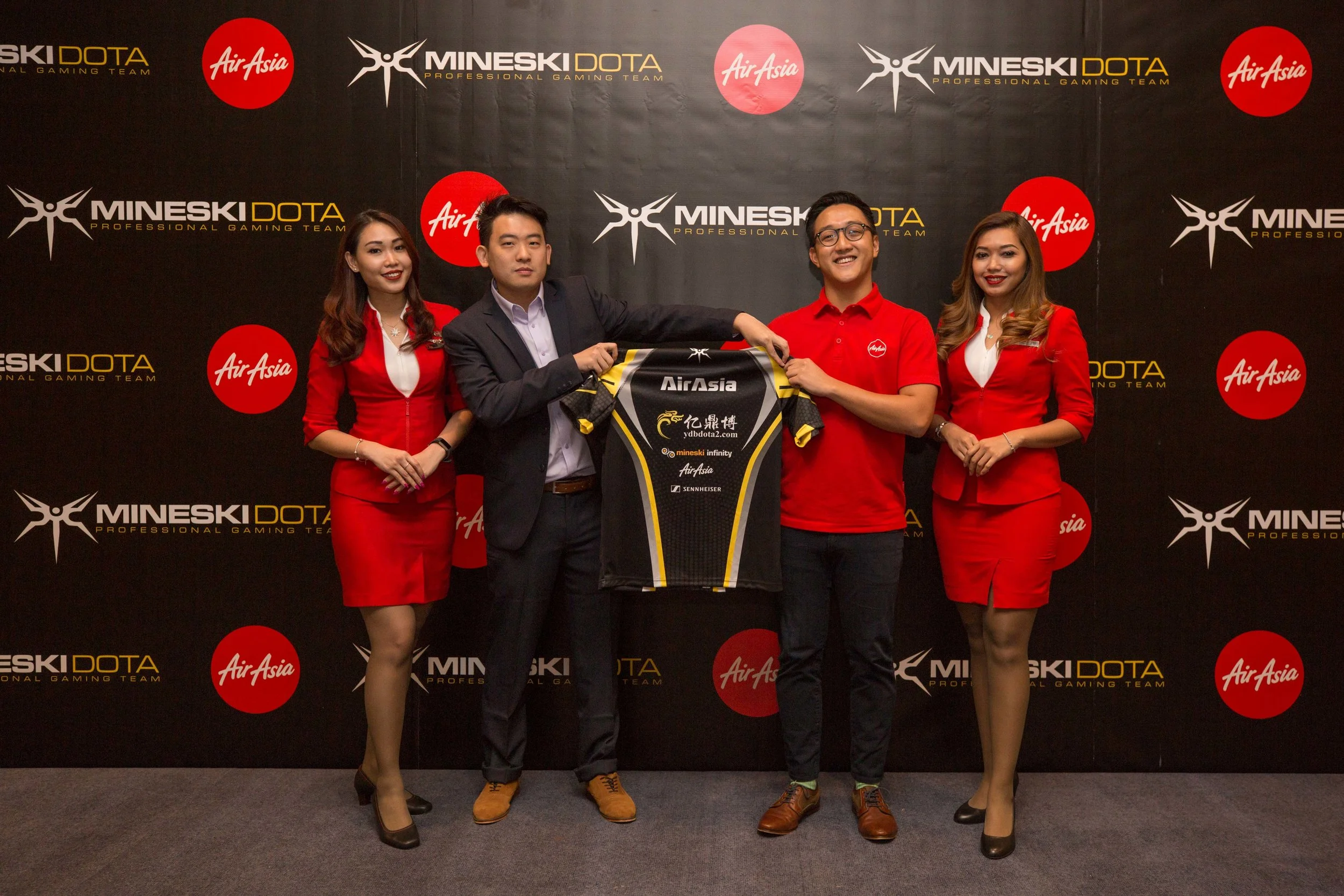AirAsia sponsors Dota 2 Esports Team Mineski