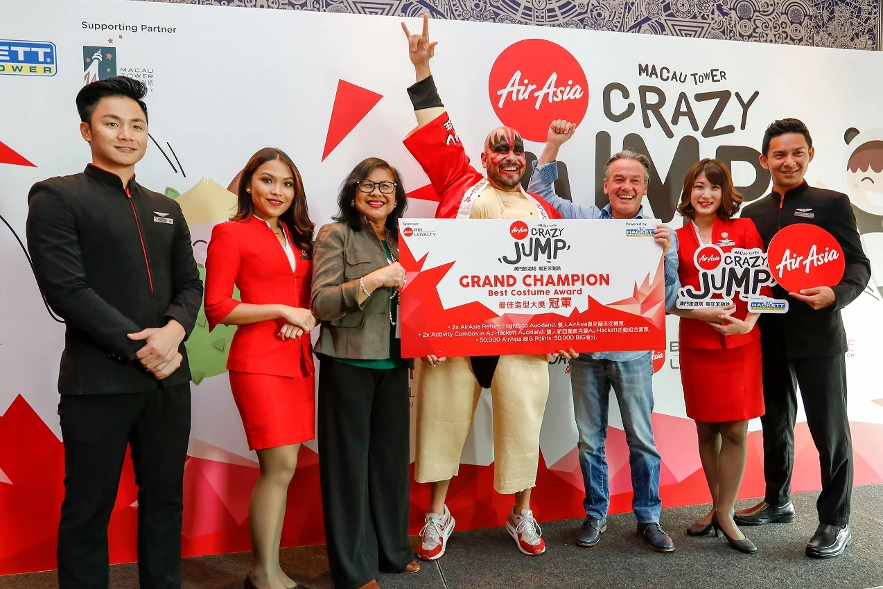 AirAsia and AJ Hackett gather Bungy Battlers for Crazy Jump Day at Macau Tower