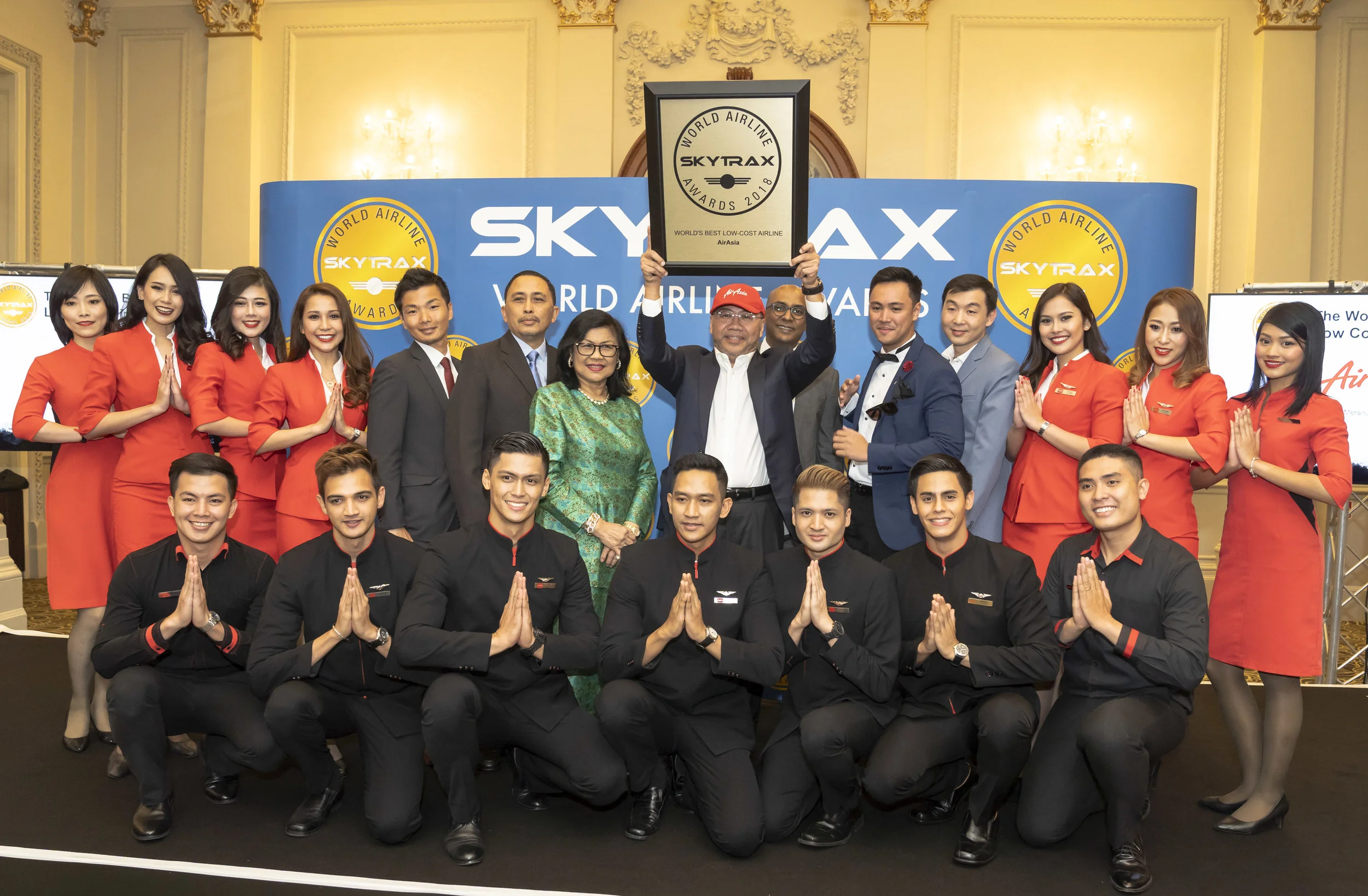 AirAsia Rayakan Satu Dekade Sebagai Juara Dunia