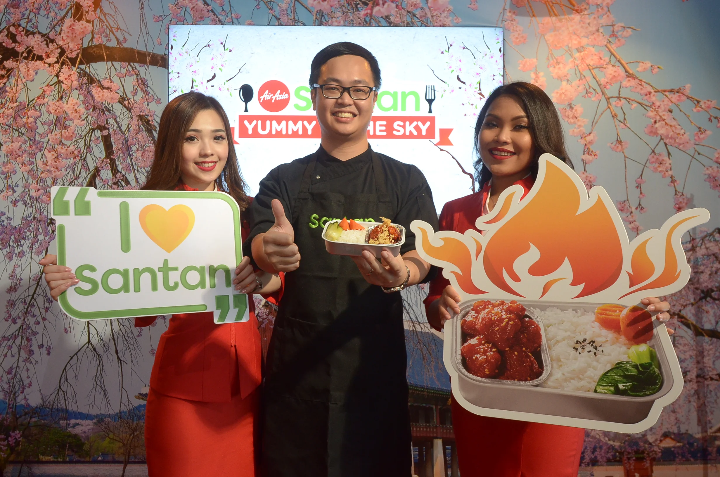 亚航推出最新Santan明星大厨系列机餐