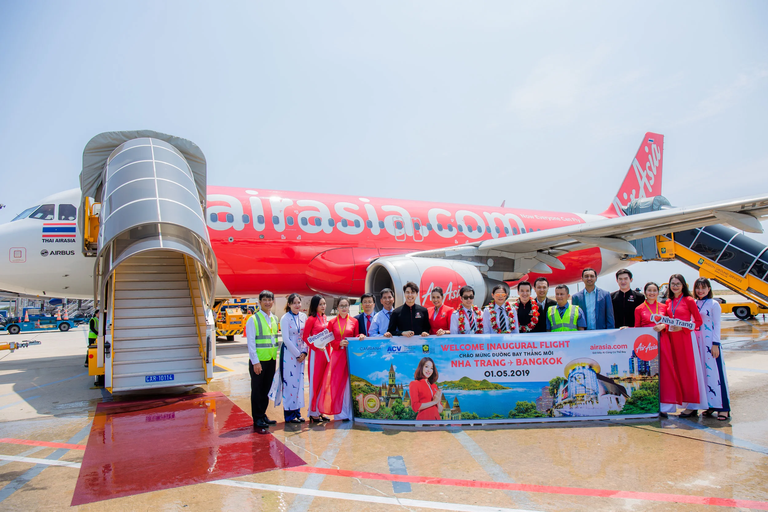 Nha Trang chào đón chuyến bay AirAsia đầu tiên từ Bangkok 