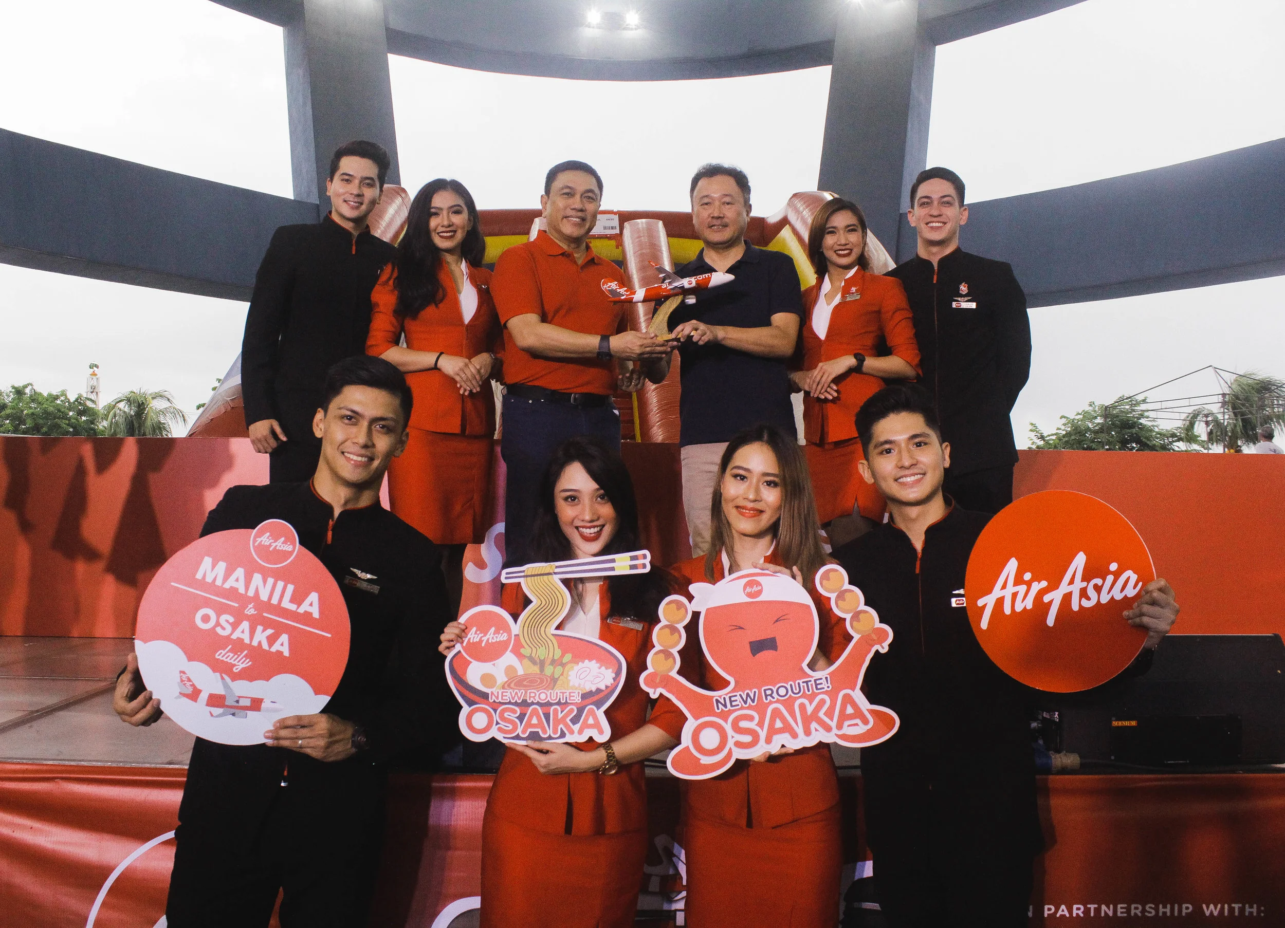 AirAsia celebrates its first route between the Philippines and Japan