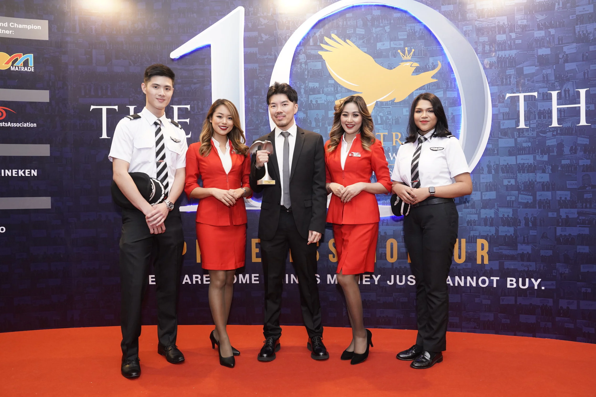  AirAsia rai kemenangan anugerah Emas selama sedekad di Anugerah Jenama Putra 2019 