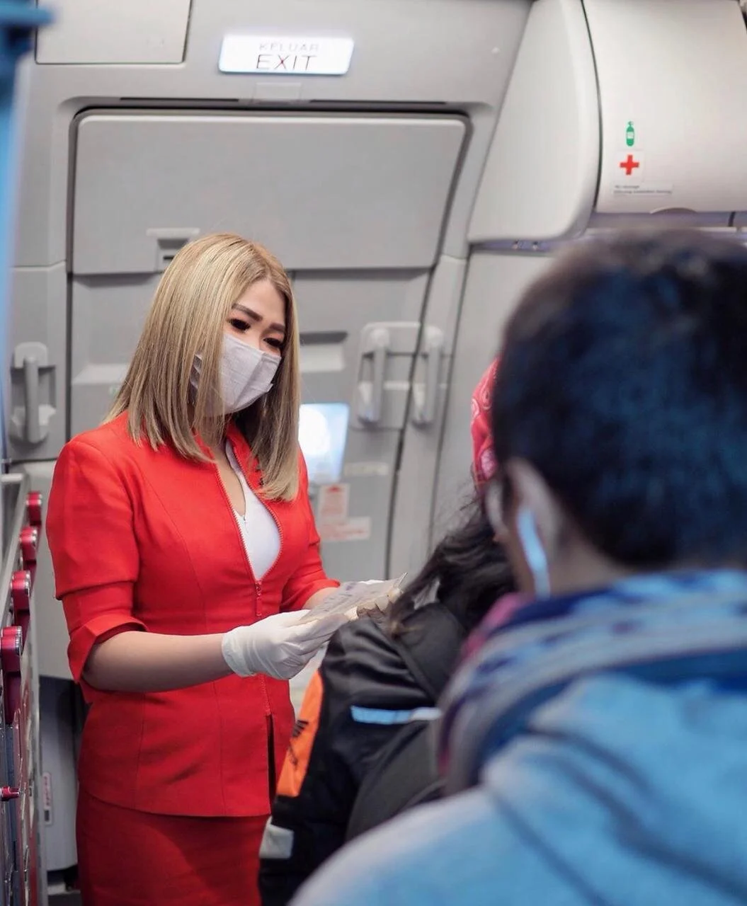 #InThisTogether - Di balik misi repatriasi menuju Manila bersama Awak Kabin AirAsia Marcellina