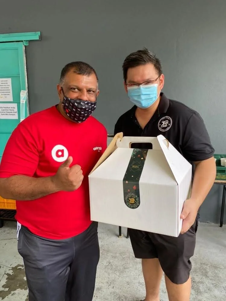 airasia food tawar perkhidmatan penghantaran lancar kepada peniaga dengan komisen terendah 10%