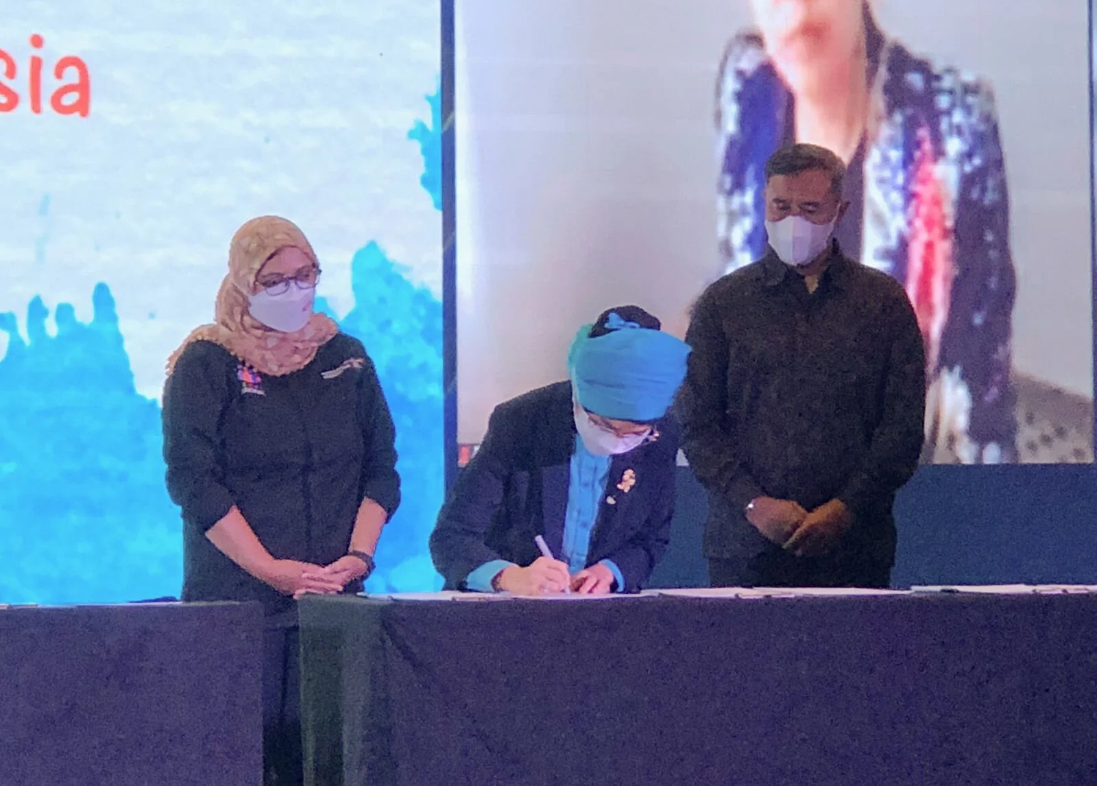 AirAsia jalin sinergi dan kolaborasi dengan Kemenparekraf untuk tingkatkan pariwisata Indonesia