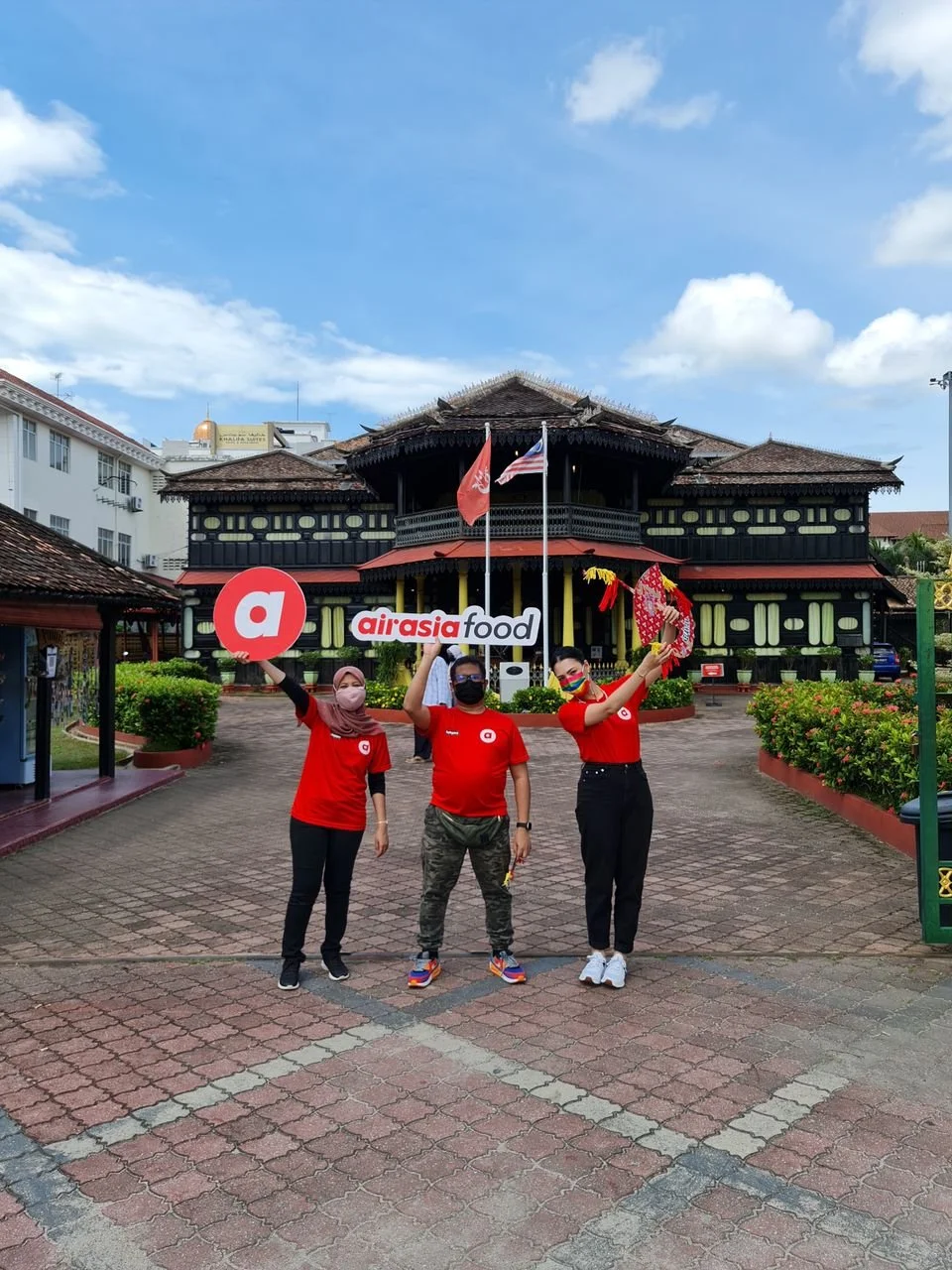 WhatsApp Image 2021-10-28 at 13.00.48.jpeg