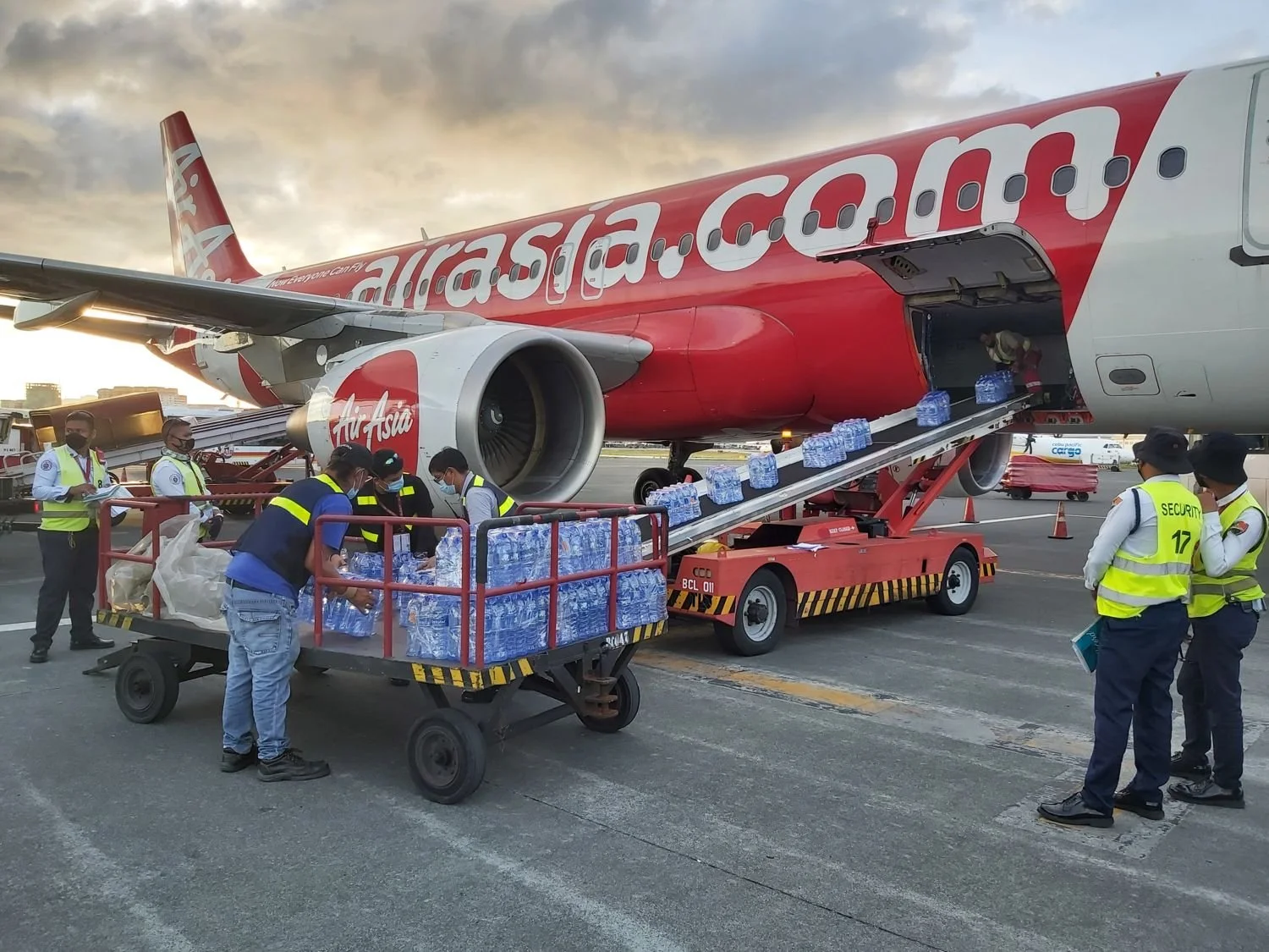 alwaysREDy sa Bayanihan: AirAsia Philippines Rolls Out Relief Operations for Typhoon Odette-hit Areas