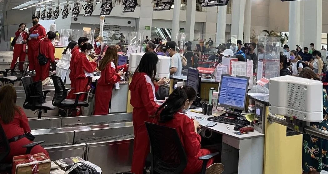 7 out of 10 Filipinos pushing through with air travel in 2022, AirAsia survey shows