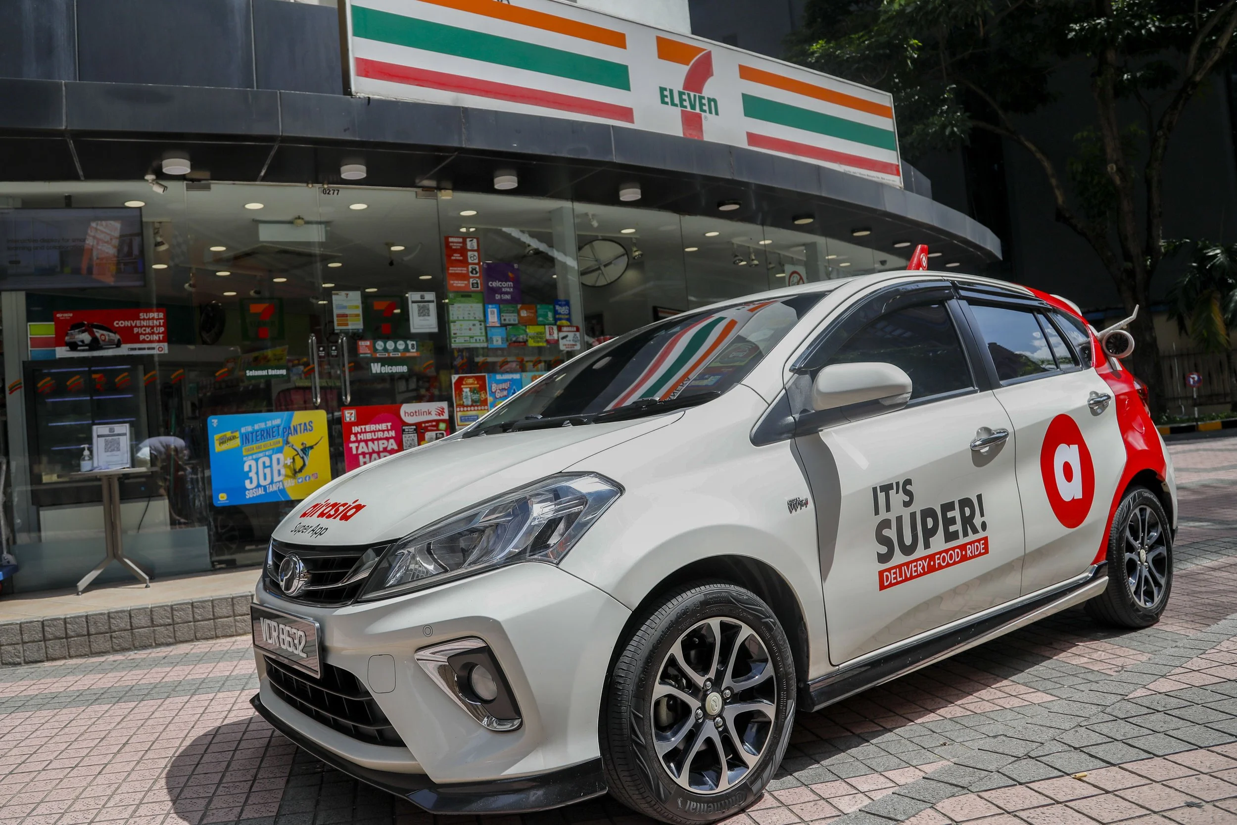 airasia Super App dan 7-Eleven bekerjasama untuk menyediakan tawaran menarik untuk pelanggan, rakan penghantar dan pemandu