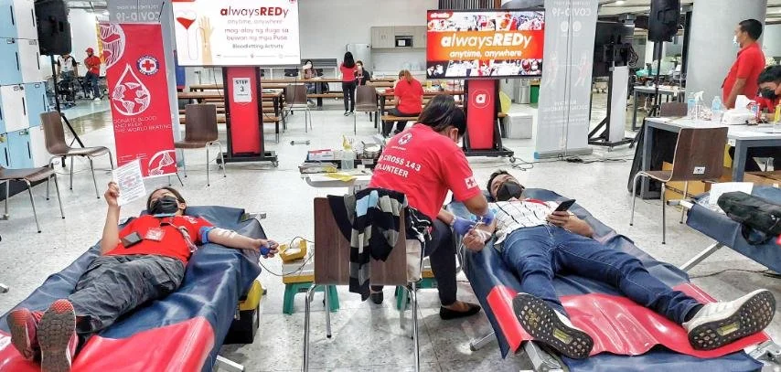 AirAsia PH partners with Philippine Red Cross, culminates National Heart Month with Blood Letting Activity 