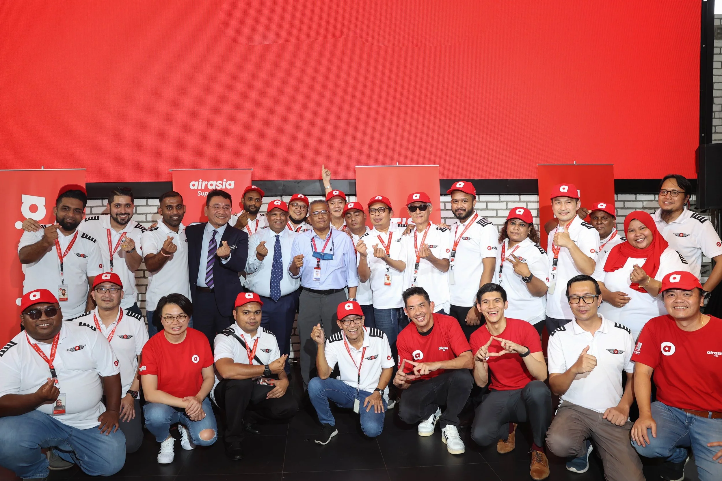 airasia ride 庆祝运营的第一年 为所有司机提供全职工作