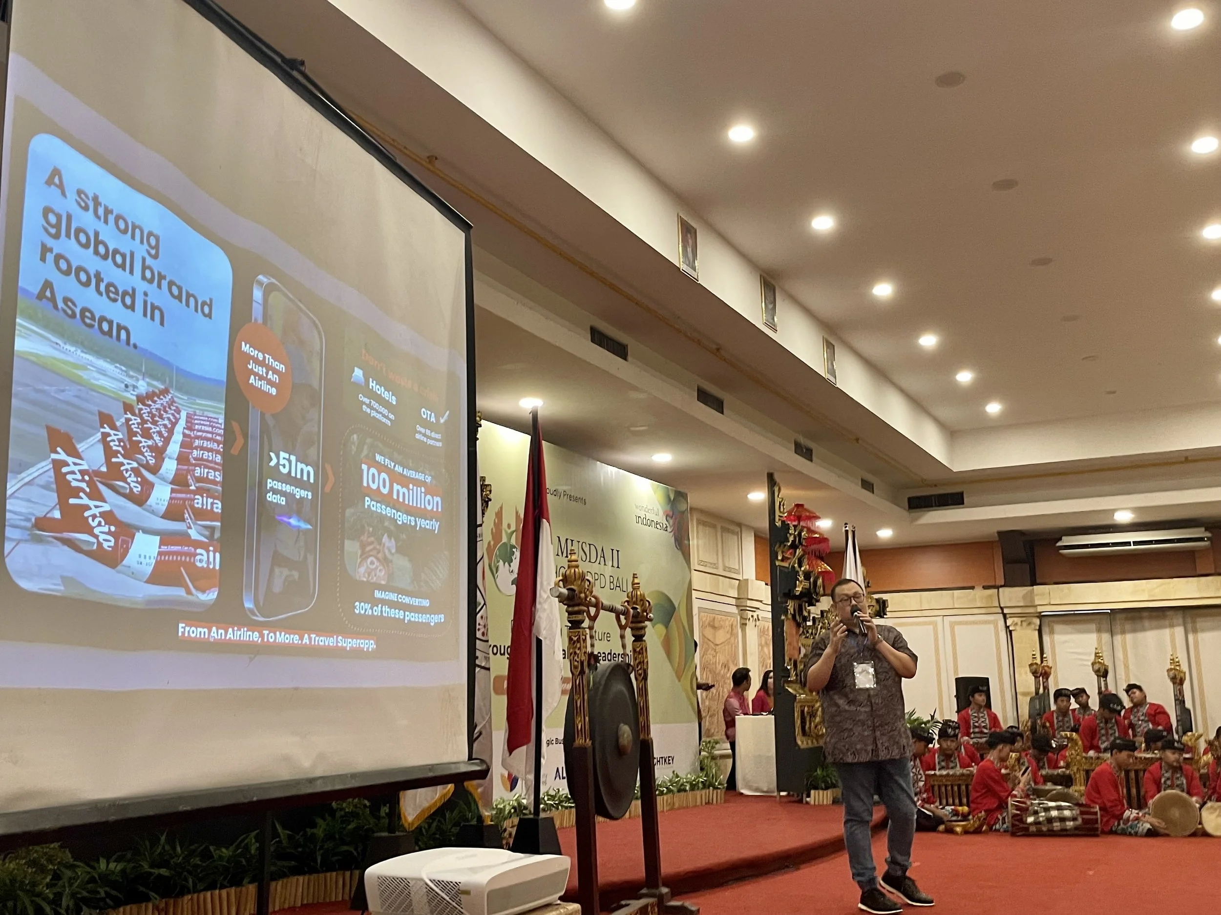 Berkolaborasi Bangkitkan Pariwisata Bali, airasia Superapp Dukung Konferensi Tahunan IHGMA Bali