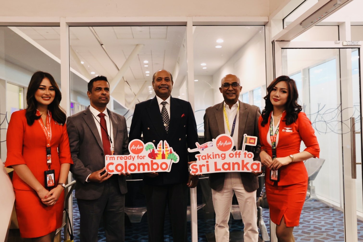 (L to R) Mr. T.Jayakaanthan, Second Secretary (Employment and Welfare), High Commission of Sri Lanka, H.E. Air Chief Marshal Sumangala Dias, the High Commissioner of Sri Lanka to Malaysia and Bo Lingam, Group CEO of AirAsia Aviation Group Limi