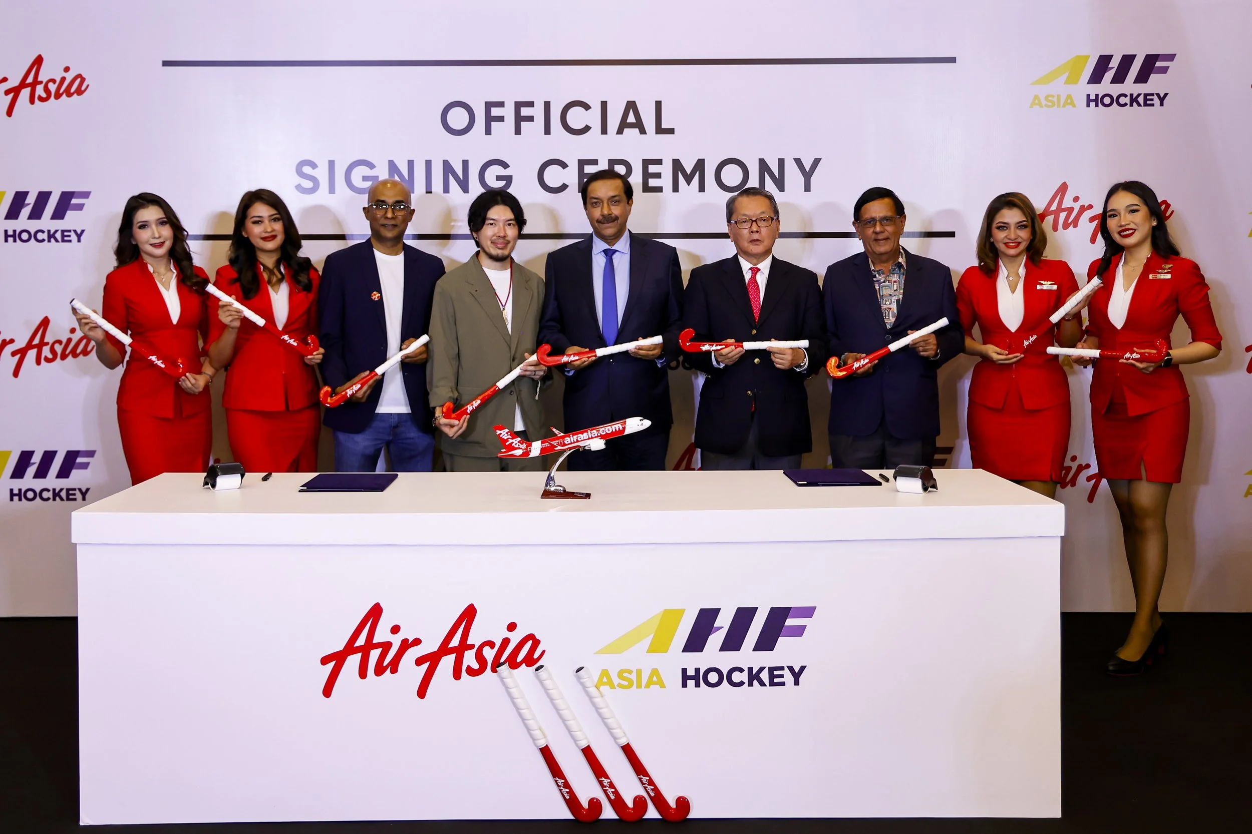 AirAsia and Asian Hockey Federation renew lead partnership, paving the way for the future of Hockey and Youth Empowerment in Asia