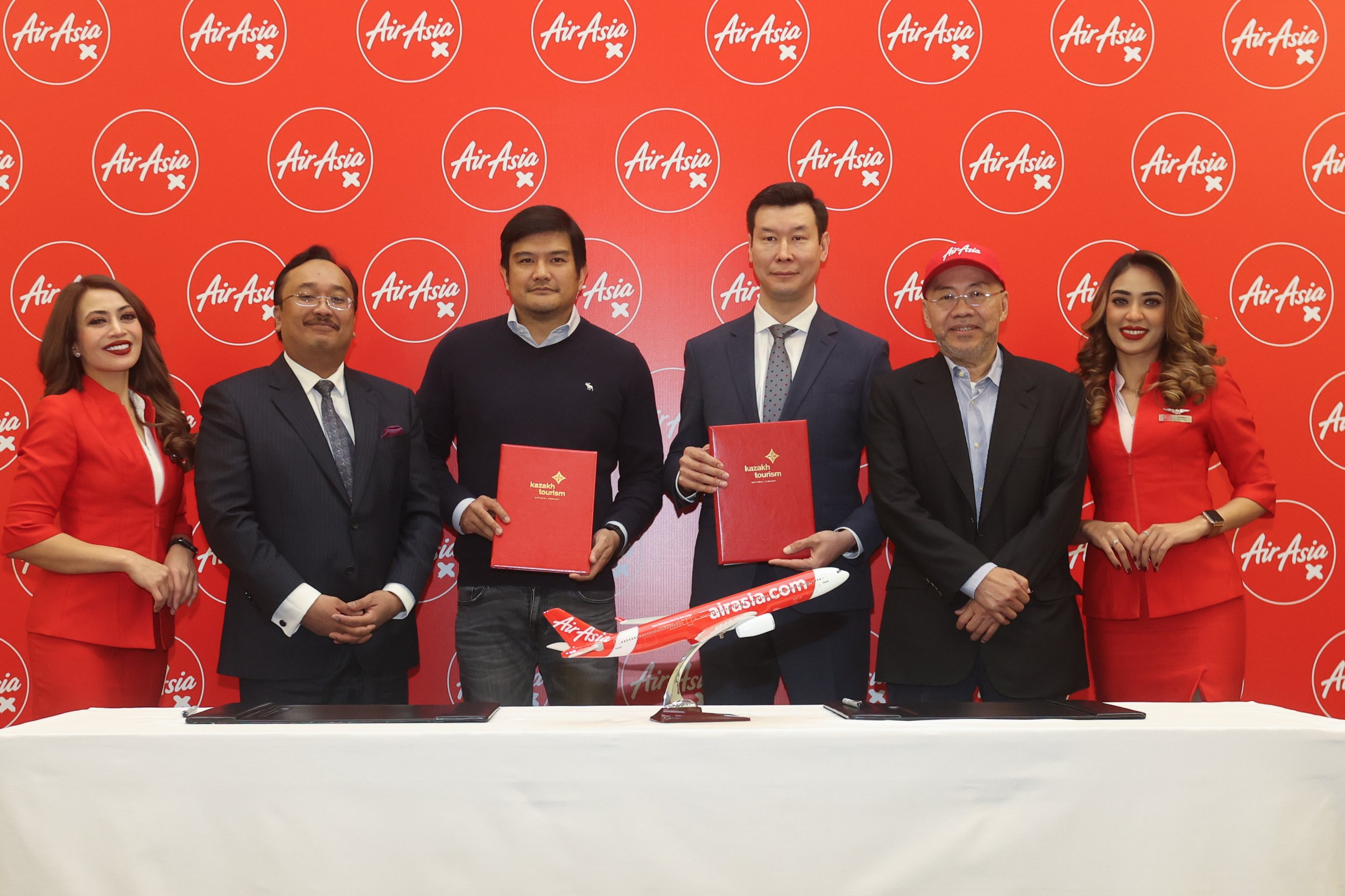 AirAsia X и «Kazakh Tourism» стали партнерами с целью развития туризма и стимулирования экономики между Малайзией и Казахстаном 