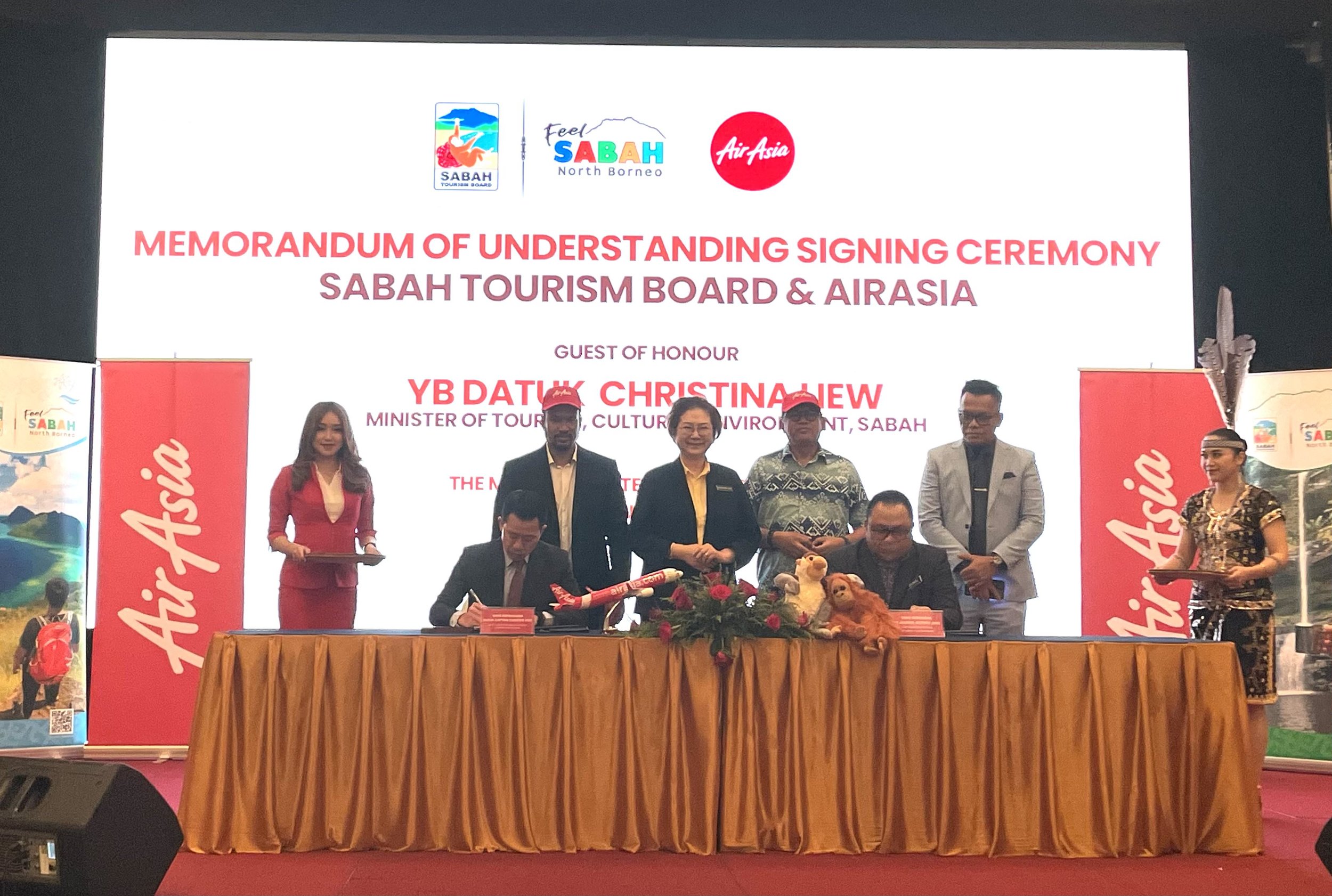 AirAsia and Sabah Tourism Board announce strategic partnership to boost state tourism for next five years