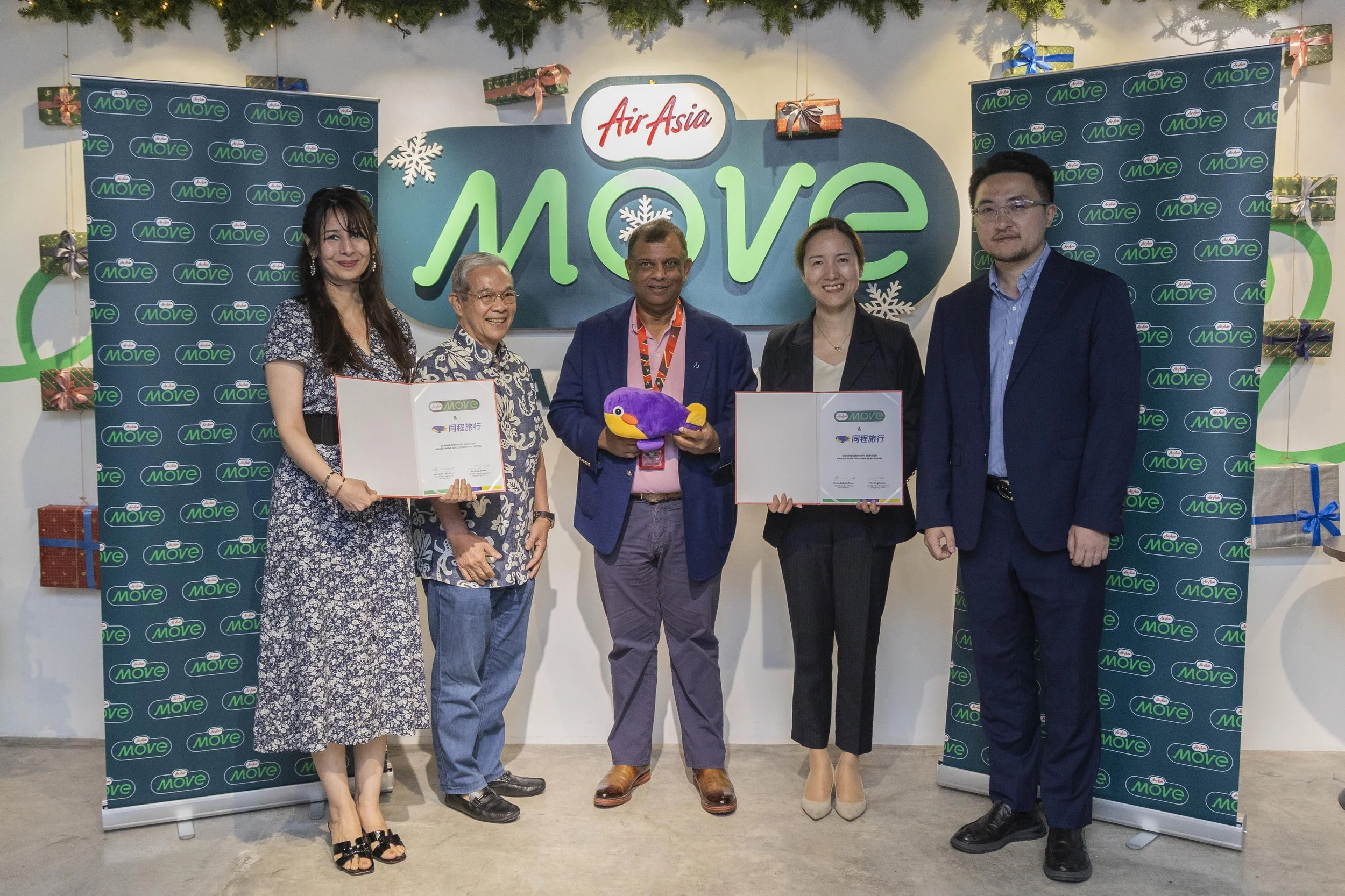 241211_Tongcheng x AirAsiaMOVE_WIN3421x.jpg