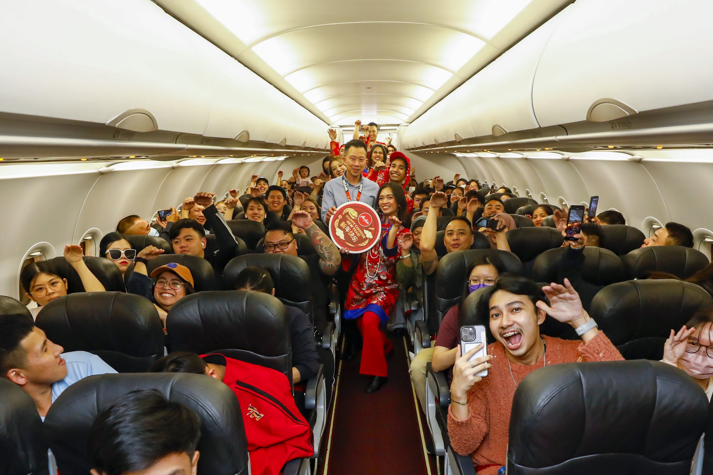 AirAsia rai Tahun Baru Cina dengan perlepasan penerbangan tambang tetap istimewa