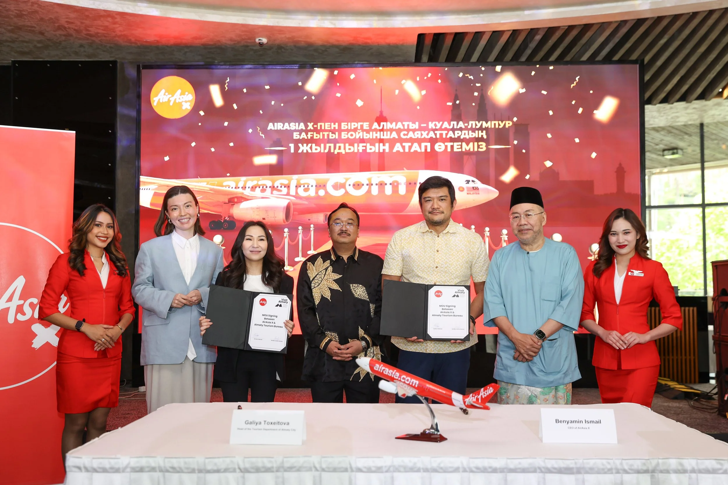 AirAsia X rai ulang tahun pertama laluan Kuala Lumpur-Almaty dengan pengumuman peningkatan kekerapan penerbangan