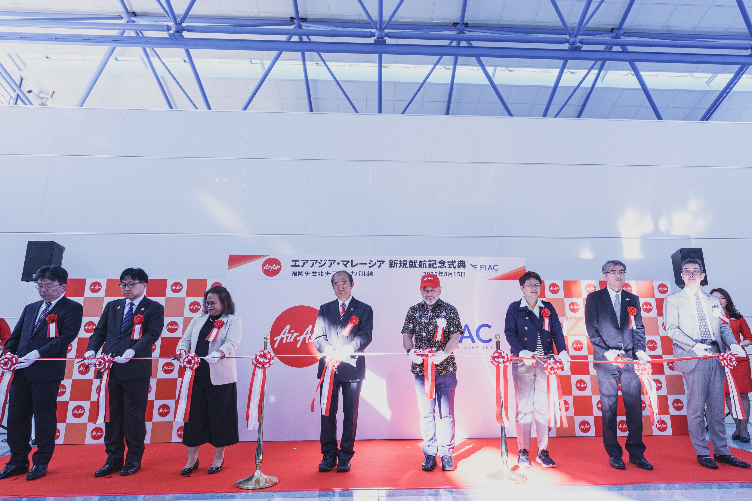 ribboncutting.jpg