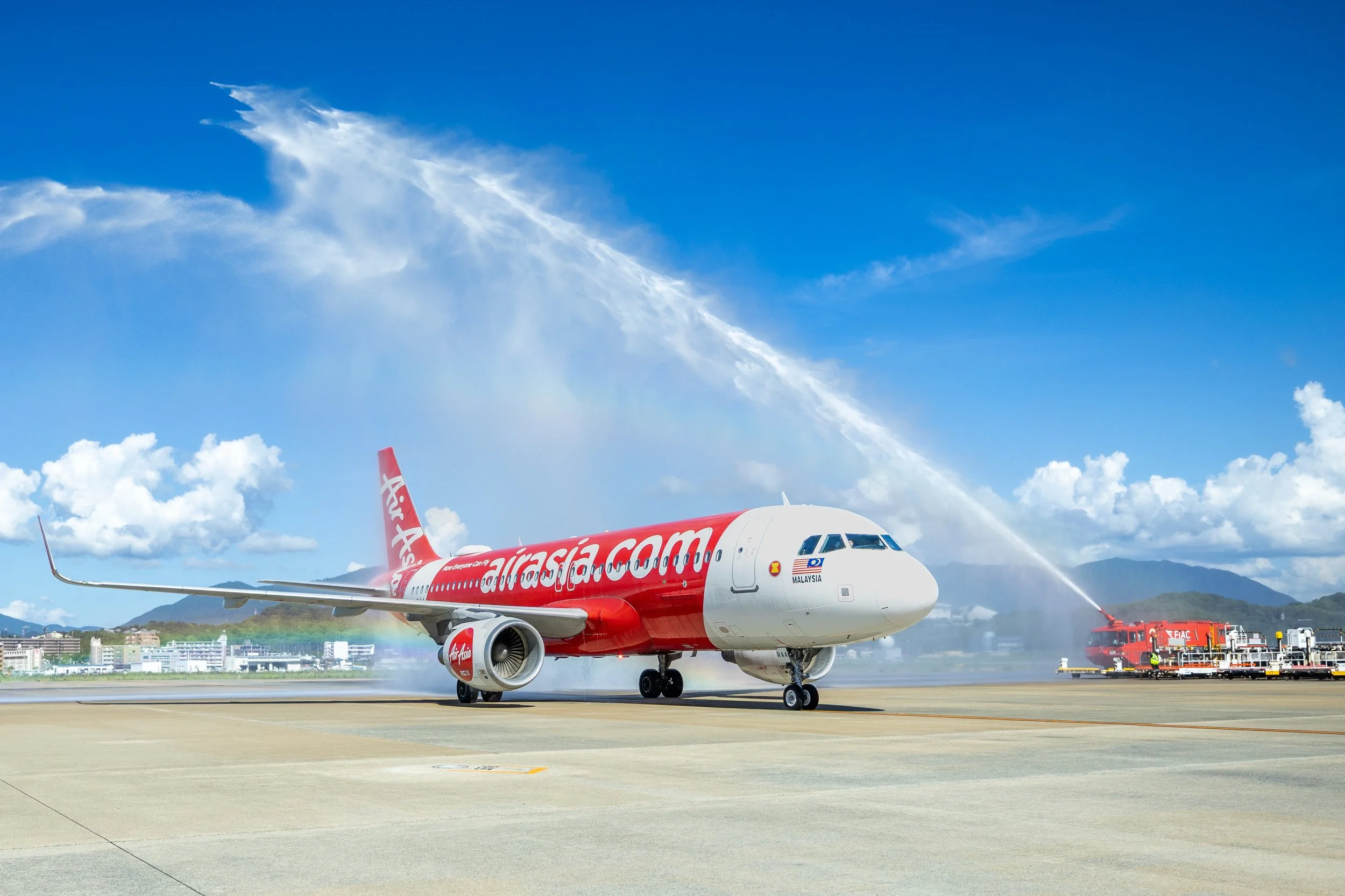 亚航庆祝亚庇-福冈第五航权首航航班