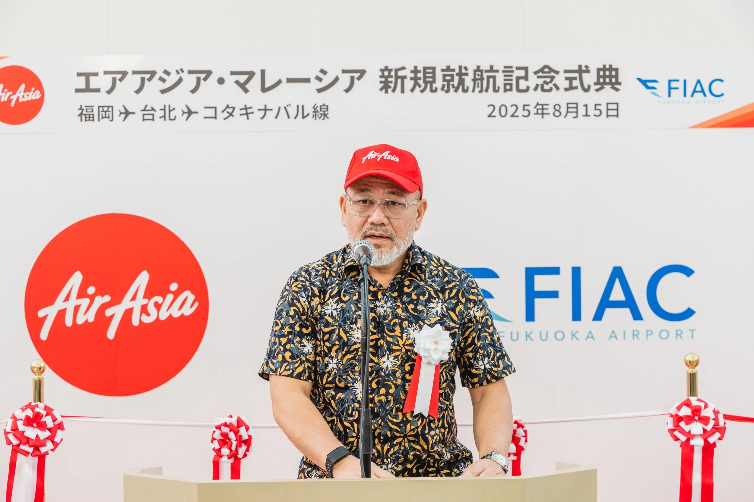 主催者挨拶をするエアアジア・マレーシアCEO）、ダトー・キャプテン・ファレ・マズプトラ