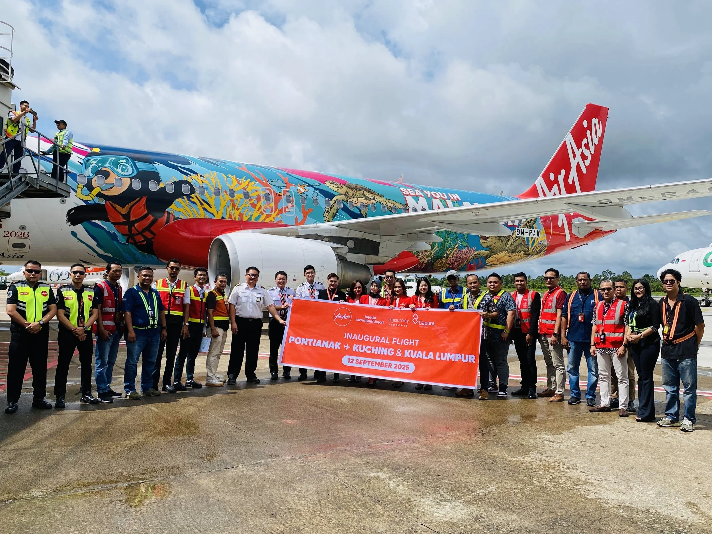 Resmikan Dua Rute Baru ke Malaysia, AirAsia Jadi Maskapai Pertama Layani Penerbangan Internasional dari Bandara Supadio Pontianak 