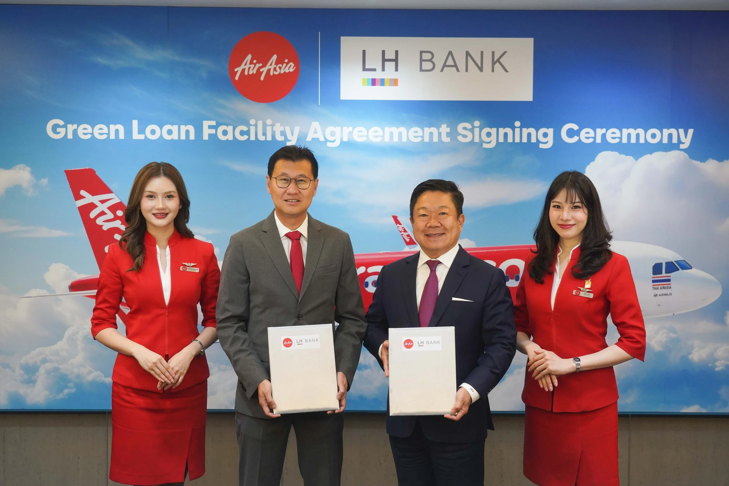 LH Bank สนับสนุนสินเชื่อสีเขียว ให้แก่บริษัท ไทยแอร์เอเชีย01.jpg