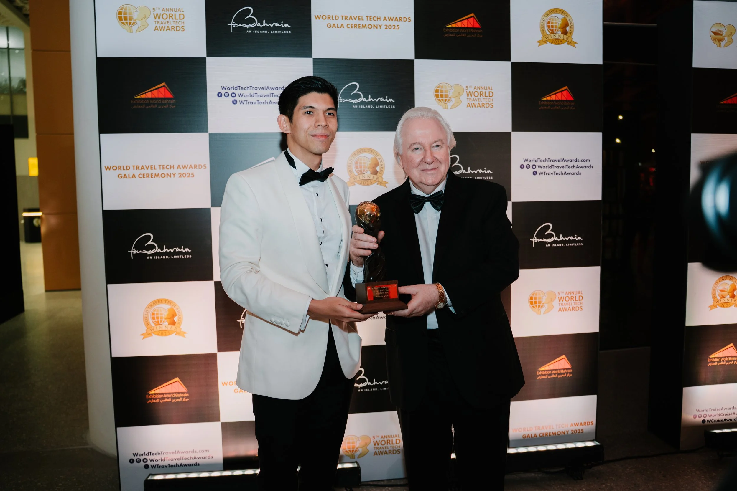 AirAsia MOVE World Travel Tech Awards (2).jpg