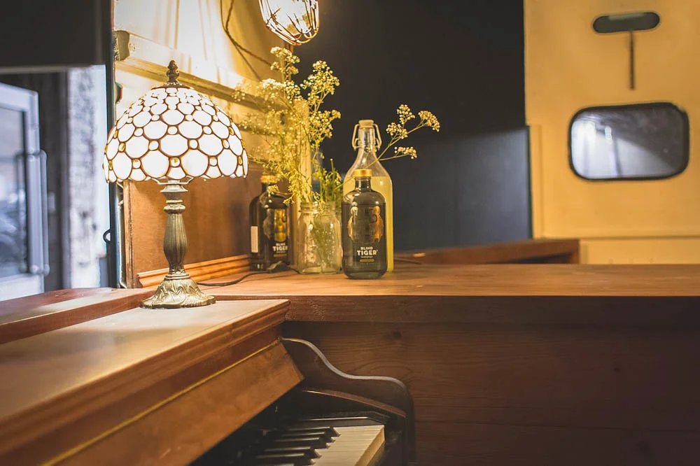Rustys-Travelling-Piano-Bar-2.jpg