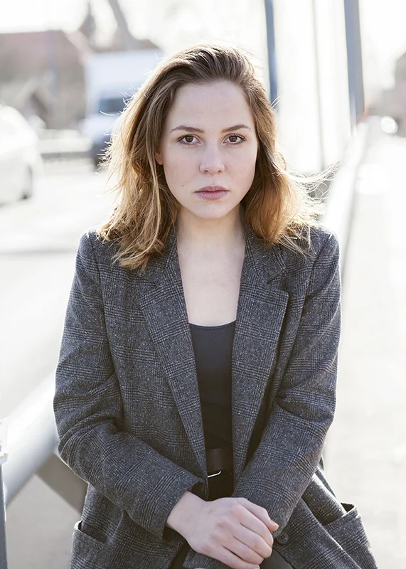 franziska_van_der_heide_-_copyright_helen_sobiralski_7.jpg