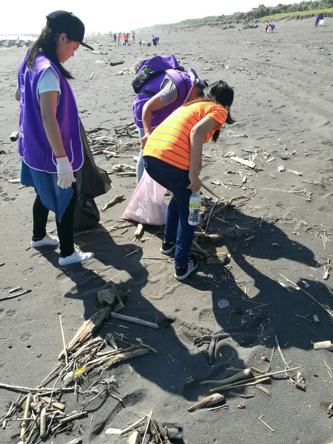 磐石志工活動 海灘淨灘_180605_0007.jpg