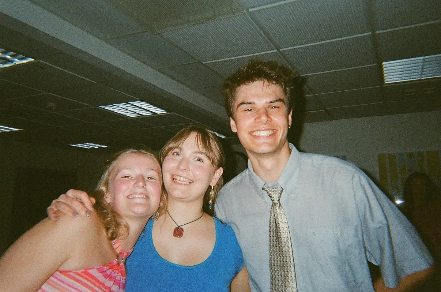 For en m&aring;ned siden vandt vi valget❤️ s&aring; nu laver vi throwback til den fedeste valgkampskickoff-fest !!🕺🏻🕺🏻🕺🏻🕺🏻